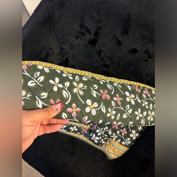 Travelon Tote Easy Wipe Down Interior - Picture 7 of 8